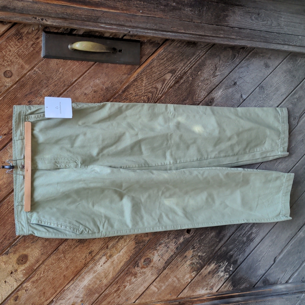 Liz Claiborne NWT green cotton pants 16